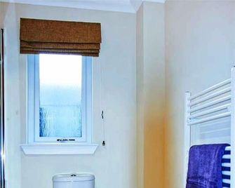 Inverness Hostel - אינברנס - חדר רחצה