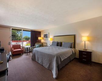 Knights Inn Oakley - Oakley - Schlafzimmer