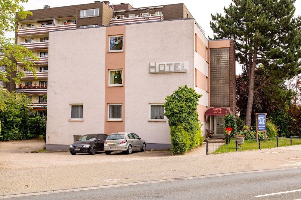 هوتل هاوس شميت