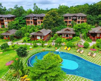 Popa Garden Resort - Popaywa - Piscina