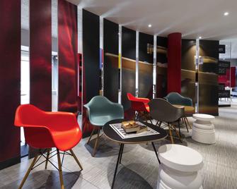 Ibis Bilbao Barakaldo - Barakaldo - Sala de estar