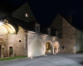 Château de la Falque, The Originals Relais (Relais du Silence) - Saint-Geniez-d'Olt-et-d'Aubrac - Building