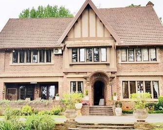 The Sleeping Bao B&B - Pietermaritzburg - Building