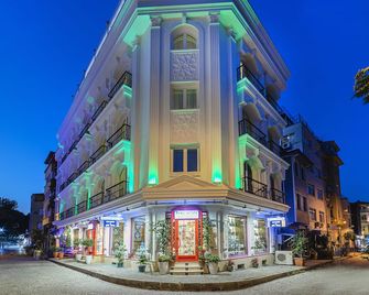 قصر ماغنورا - اسطنبول - مبنى