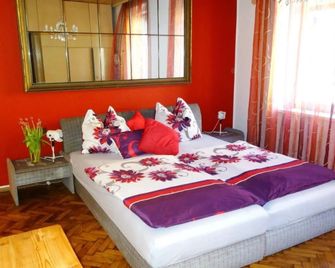 Haus Piber - Villach - Sypialnia