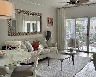 Magnificent Ocean Views in the Heart of 7 Mile Beach !! Fully Stocked ! - West Bay - Living room
