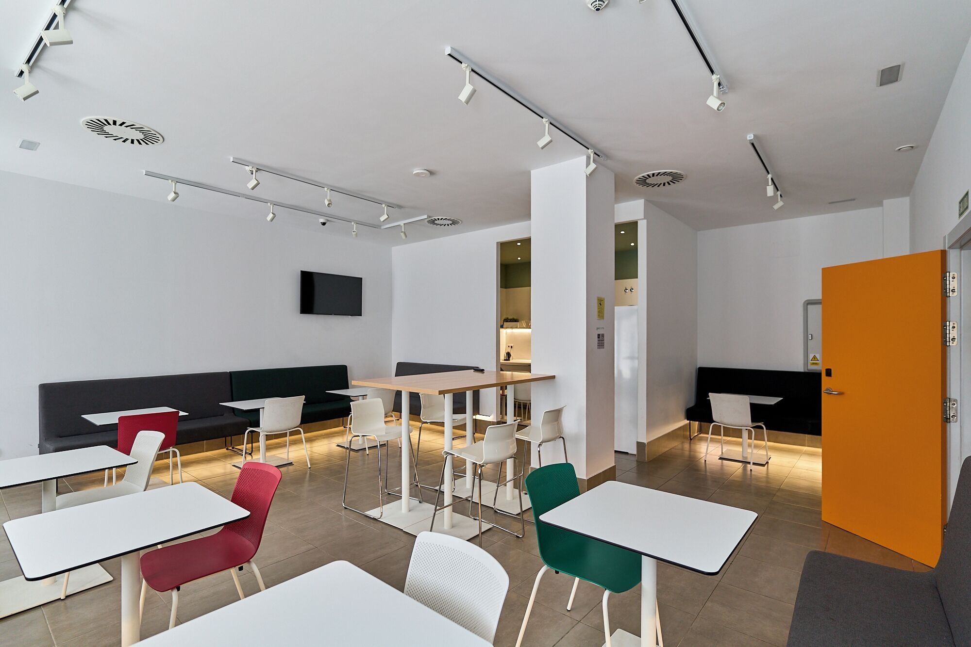 The Book Factory Hostel by gaiarooms - Valladolid - Bathroom