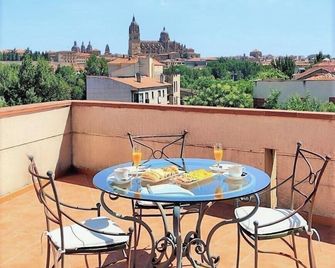 Hotel Ele Puente Romano de Salamanca - Salamanca - Balcony
