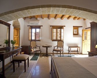Likinia Hotel - Monemvasia