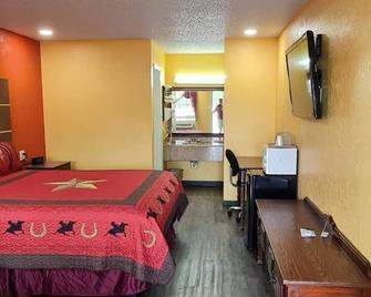 Chaparral Motel - Hallettsville - Schlafzimmer