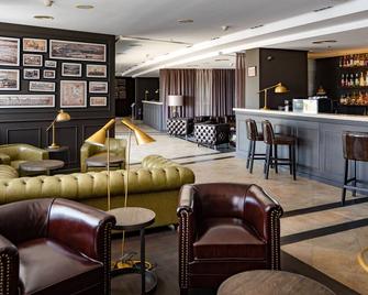 Panorama Hotel - Free Ev Charging Station - וארנה - בר