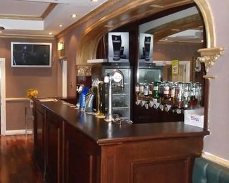 Skyways Hotel - Slough - Bar