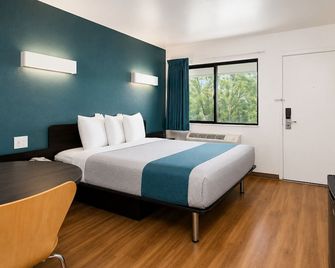 Motel 6 Camarillo. Ca - Camarillo - Bedroom