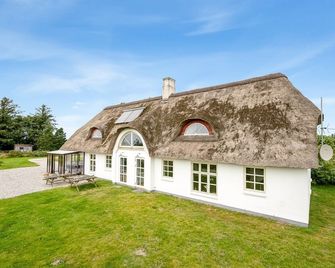 'Darleen' - 850m to the fjord by Interhome - Vemb - Edificio