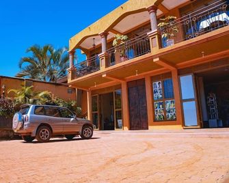 جولدن كويست هوتل إنتيبي - إنتب