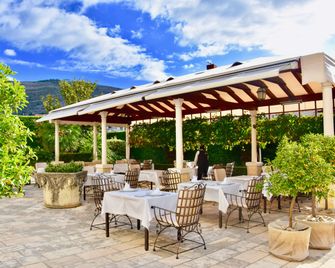 Hotel Kazbek - Dubrovnik - Building