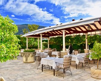 Hotel Kazbek - דוברובניק - בניין