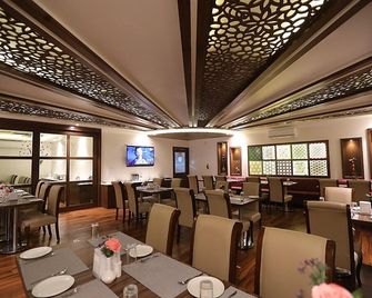 Pavna O Palace - Alwar - Restaurace