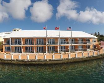 إنفيروري إيجزيكوتيف سويتس - Mount Pleasant - مبنى