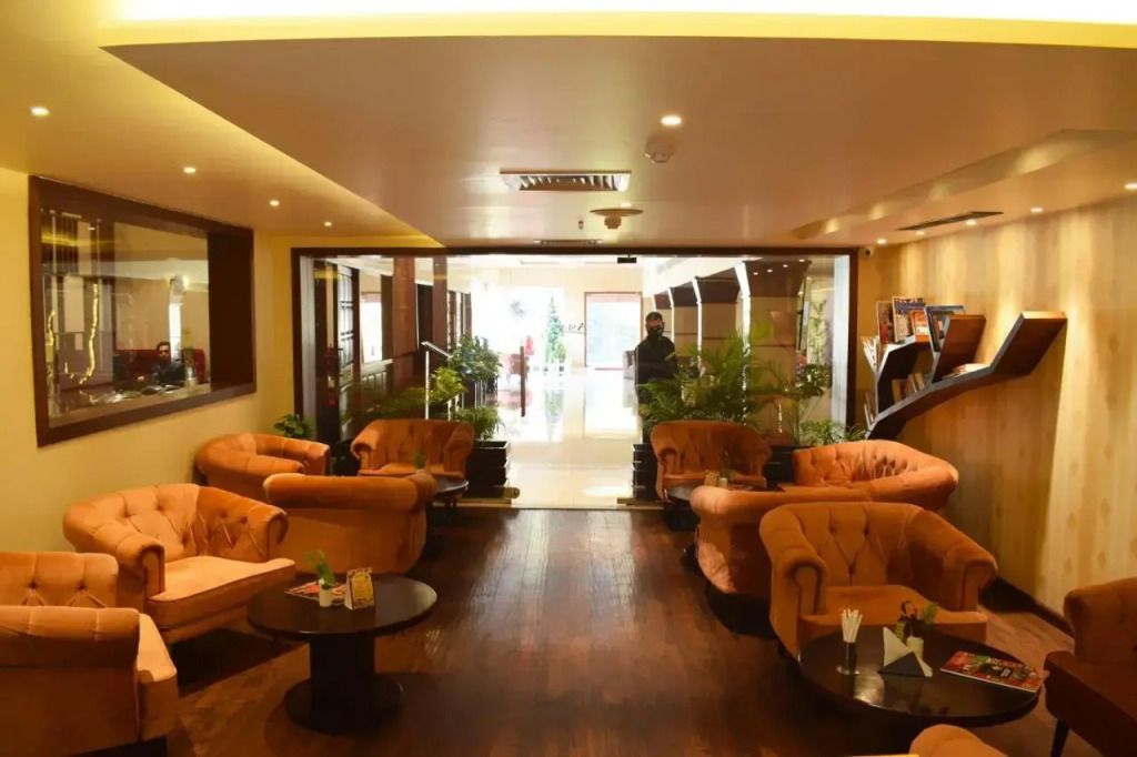 Asia One Earth - Jammu - Lobby