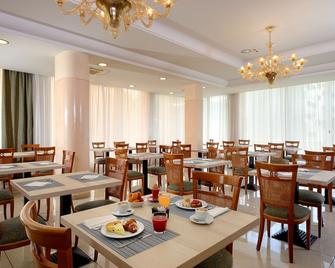 Hotel Elisir - רימיני - מסעדה