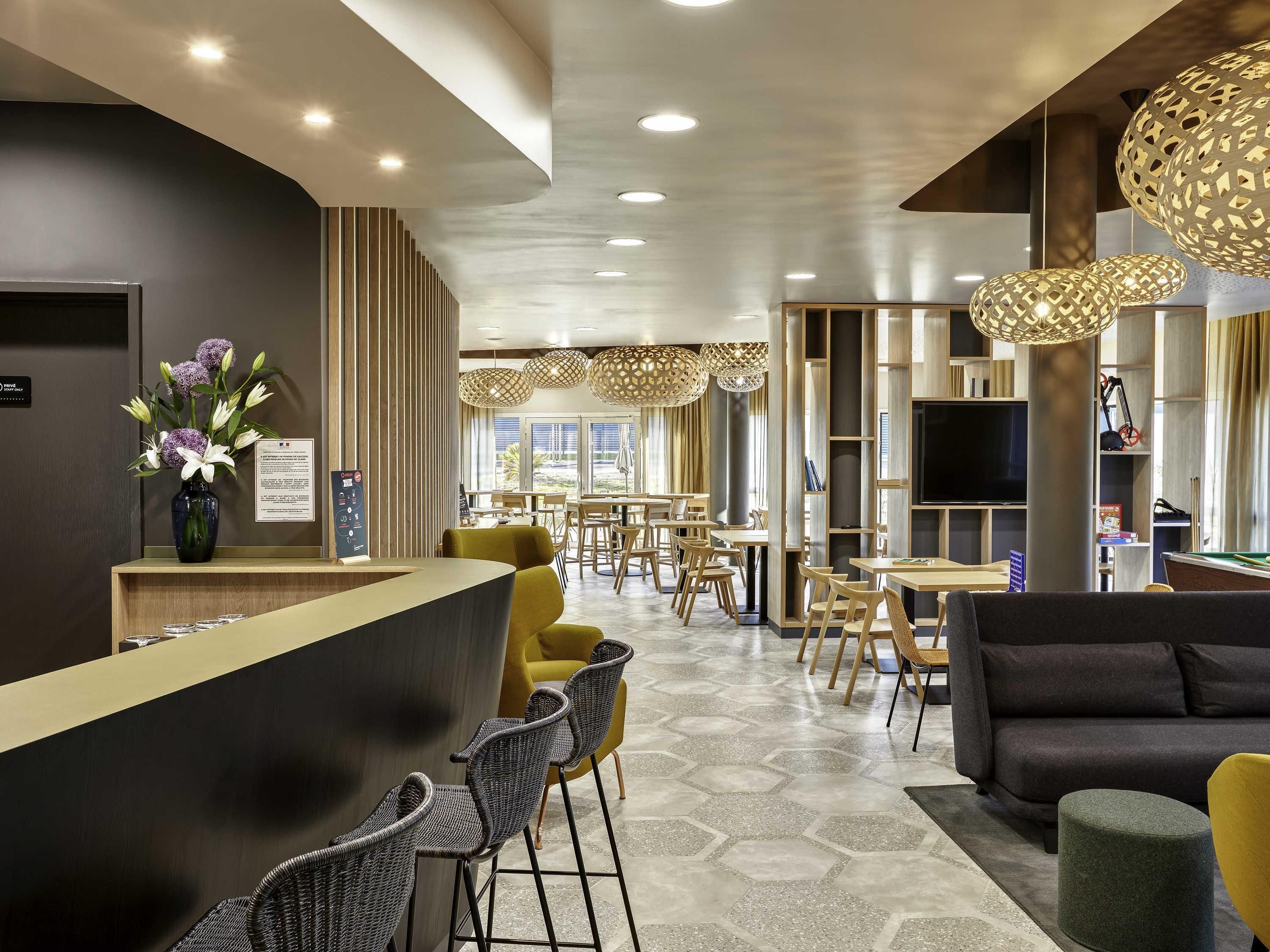 Aparthotel & Spa Adagio Vannes - Plescop - Bar