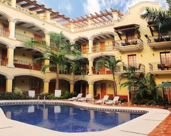Hacienda Real del Caribe Hotel - Playa del Carmen - Piscina