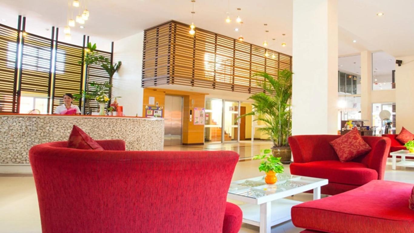 Eastiny Plaza Hotel