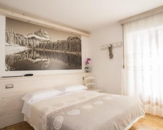 Albergo Meublè Victoria - Auronzo di Cadore - Camera da letto