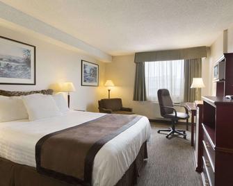 Travelodge Hotel by Wyndham Vancouver Airport - Richmond - Bedroom