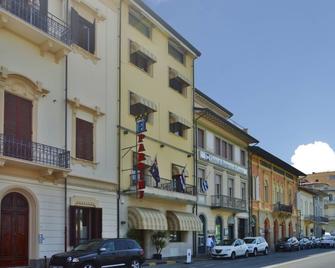 Hotel Pardini - Viareggio - Building