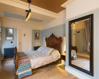McGettigan's Townhouse - Dublin - Bedroom