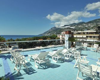 Hotel Miramare - Maiori - Svømmebasseng