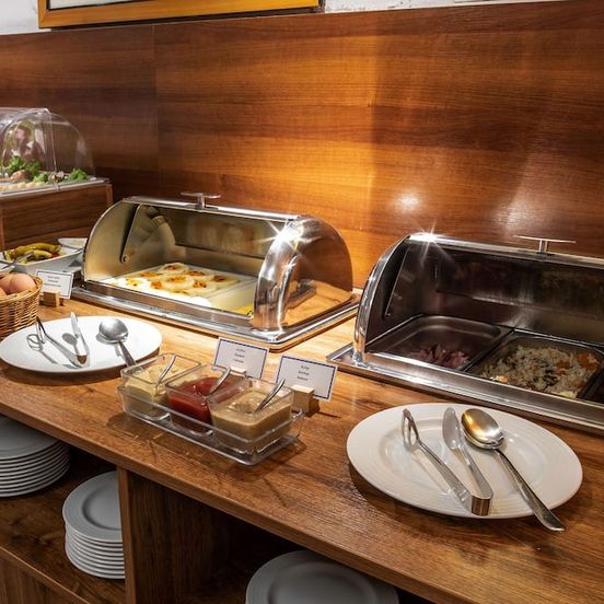 Ea Hotel Downtown image 1