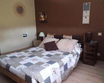 La Maison Familiale - Lagarrigue - Bedroom