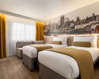 Super 8 by Wyndham Chester East - Chester - Habitación