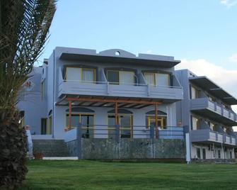Nereides Hotel - Kolymvari - Gebouw