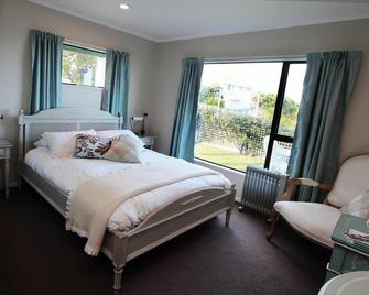 Pacific View Bed And Breakfast - Wellington - Bedroom