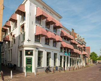City Hotel Nieuw Minerva - Leiden - Building