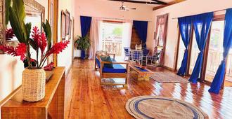 Casa Le Parc - Main Street - Bocas del Toro - Living room
