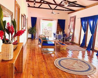 Casa Le Parc - Main Street - Bocas del Toro - Living room