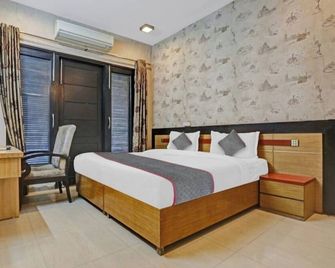 Global Luxury Stays - Gurugram - Slaapkamer