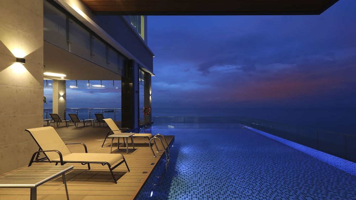 Hompton by the Beach Penang