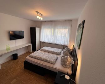 Apartmenthaus Somborn - בוכום - חדר שינה