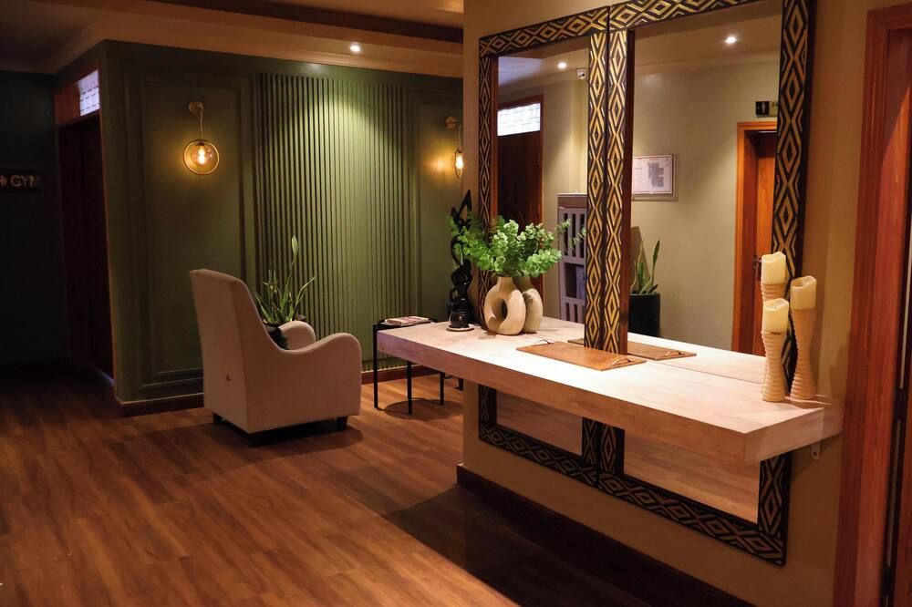 Urban Park Suites Hotel - קיגאלי