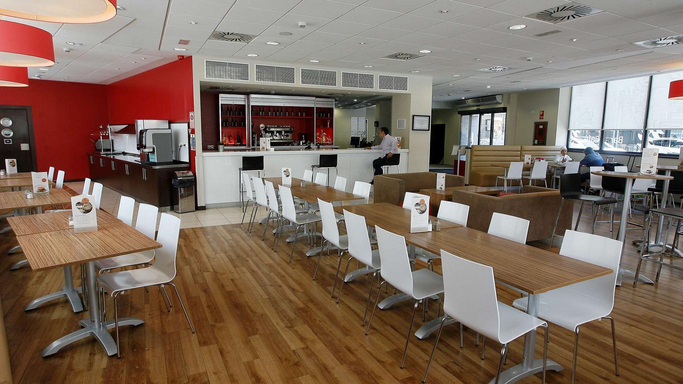 Travelodge Valencia Aeropuerto