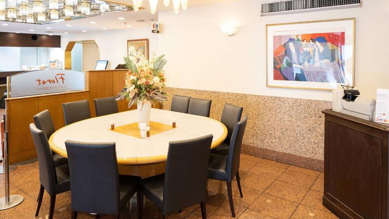 هوتل صن لايت شنجوكو