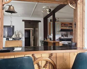Moose Pass Oasis; a Friendly Community And Must Stop When Visiting The Kenai. - Moose Pass - Кухня