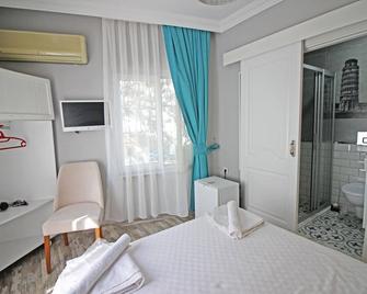 Hambarli Otel - Bozcaada - Habitación