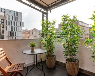 H&K 3/2 Central Shandao Temple in Zhongzheng - Taipei - Balcon